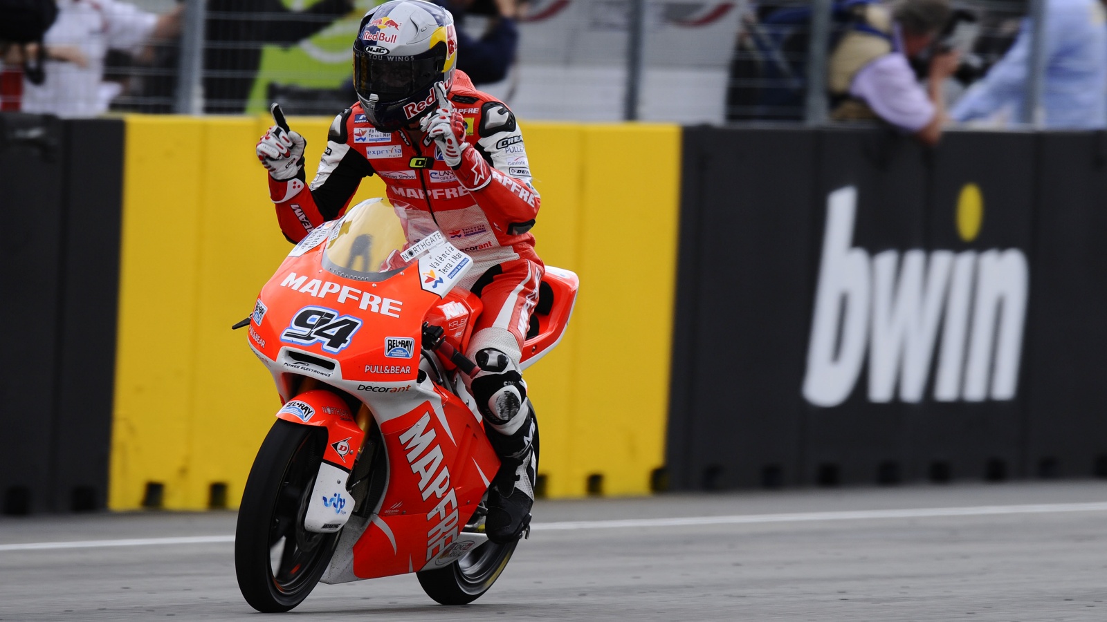 Jonas Folger correrá el IDM Superbike en 2020 con una Yamaha