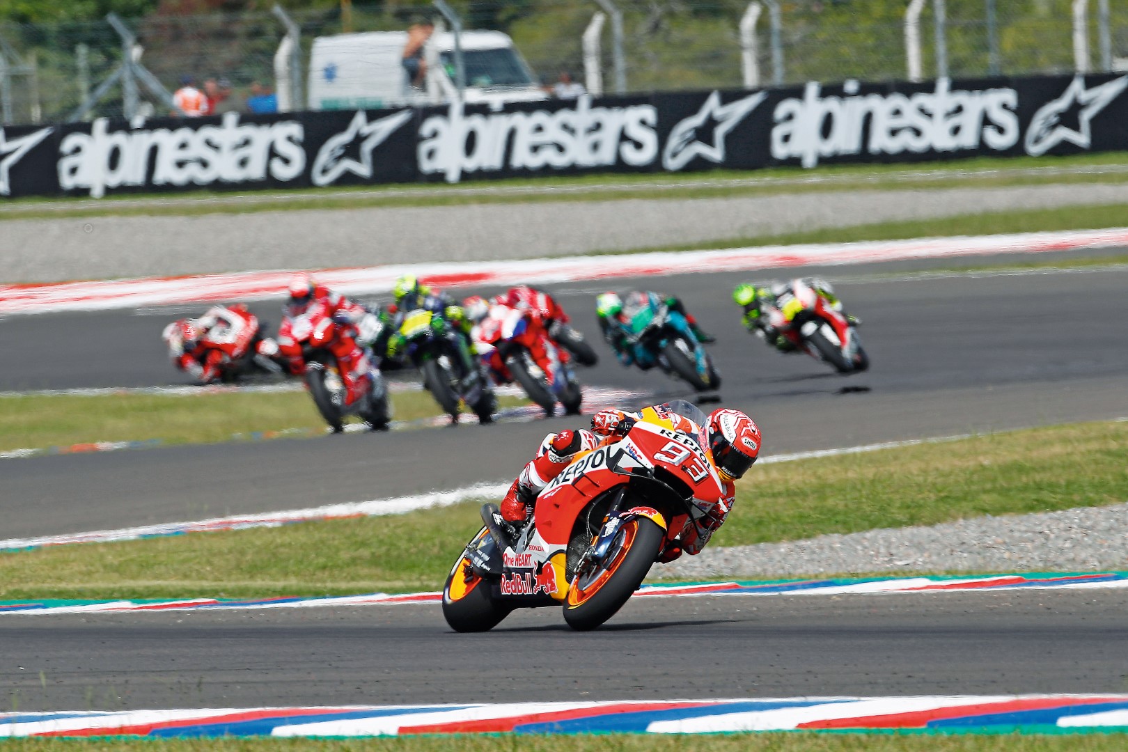 MOTOCICLISMO 2.592, contenidos y sumario de la revista