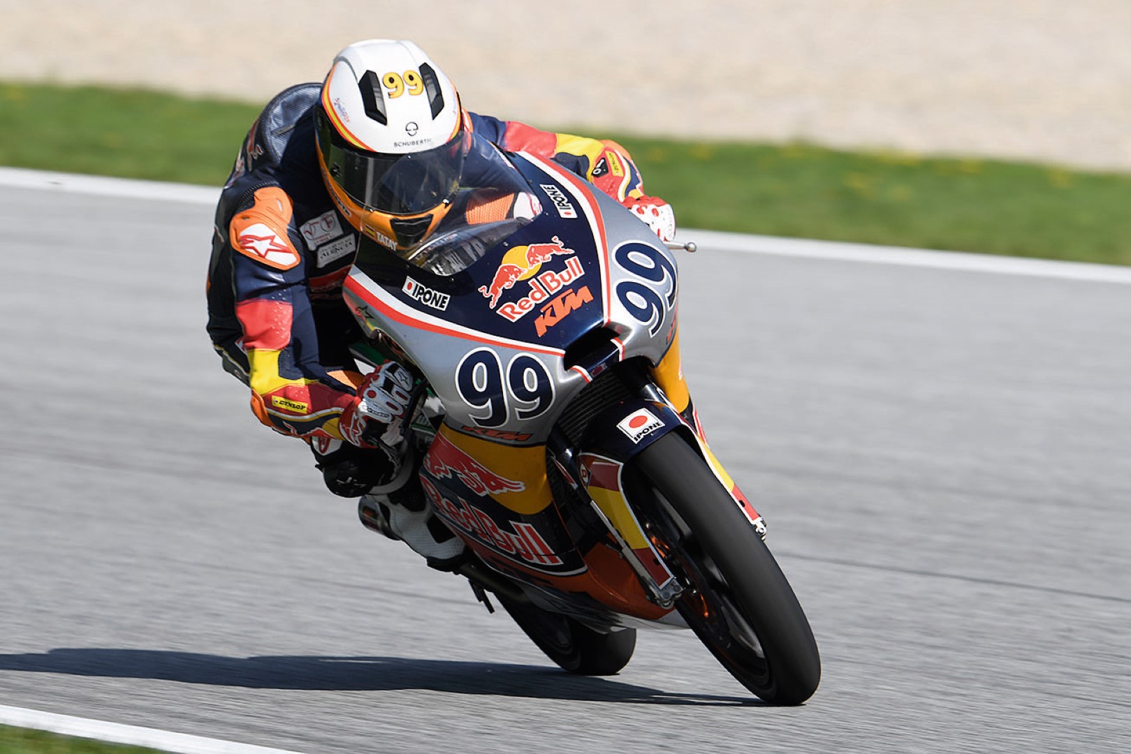 Entrevista a Carlos Tatay, ganador de la Red Bull Rookies Cup 2019