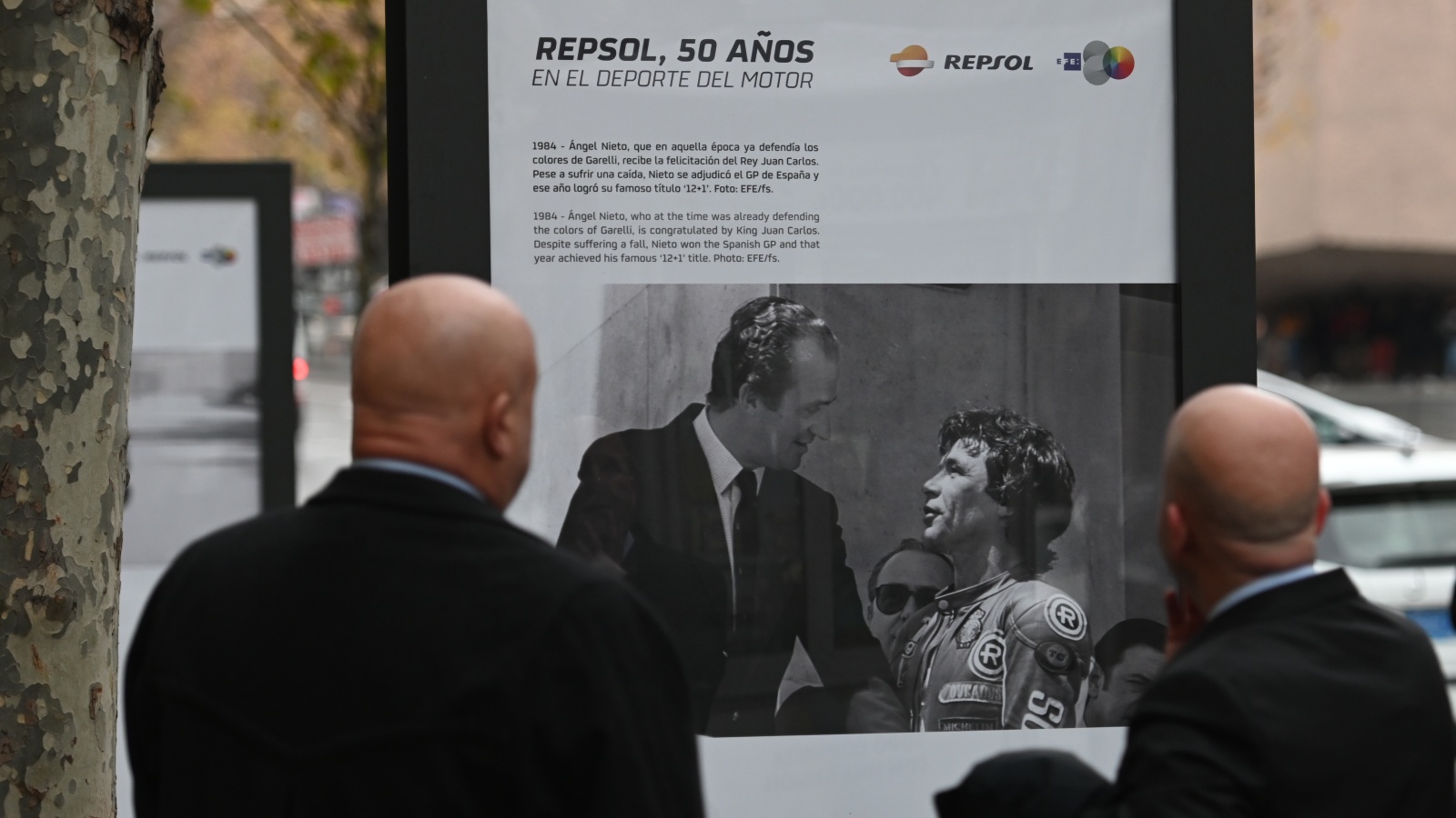 Repsol y EFE visten Madrid con una exposición fotográfica de 50 años de motor