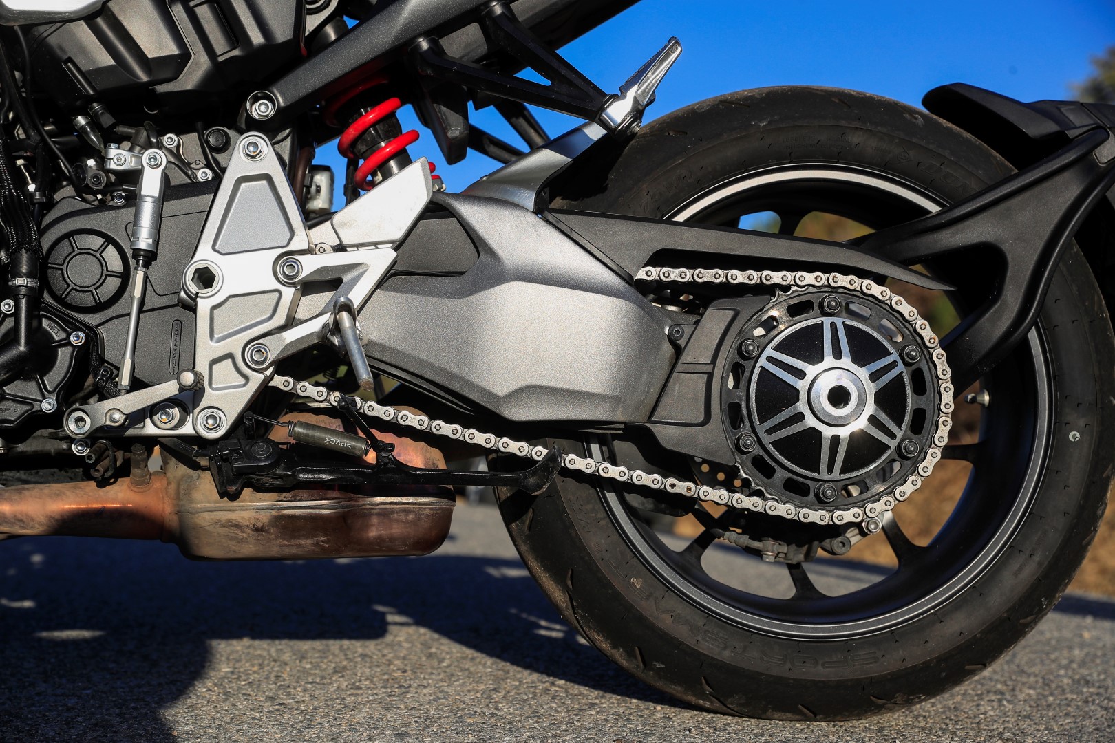 Comparativa Honda CB1000R  vs Suzuki Katana
