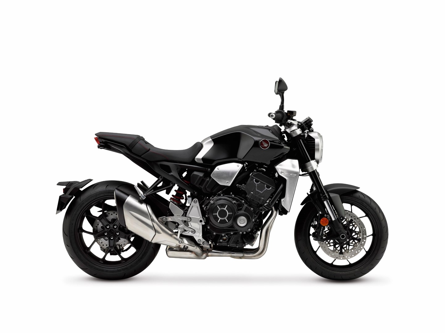 Comparativa Honda CB1000R  vs Suzuki Katana