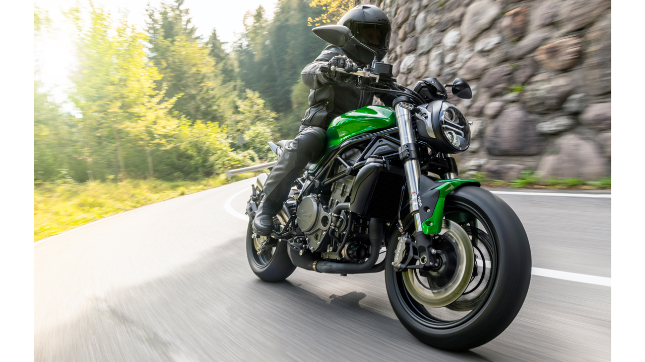 Benelli 752S, un escalón más en el segmento naked