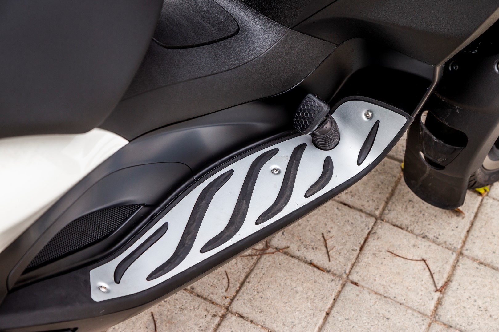 Un mes con la Piaggio MP3 300 HPE Sport
