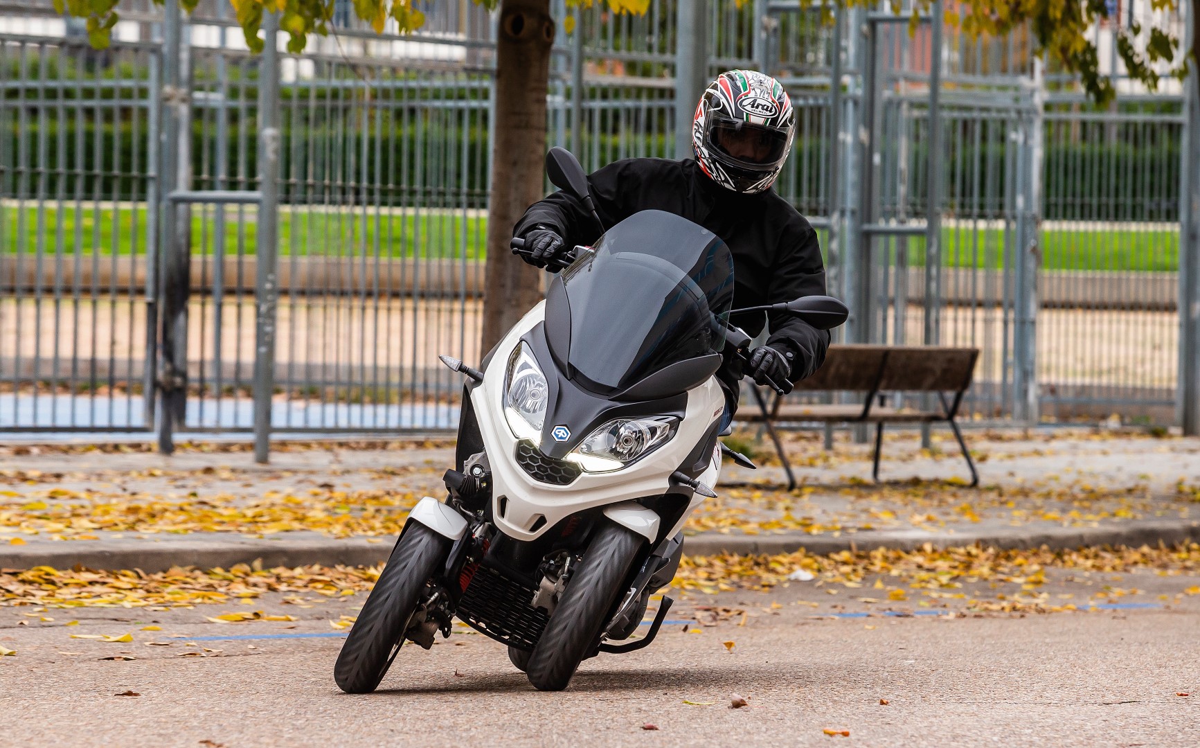 Un mes con la Piaggio MP3 300 HPE Sport