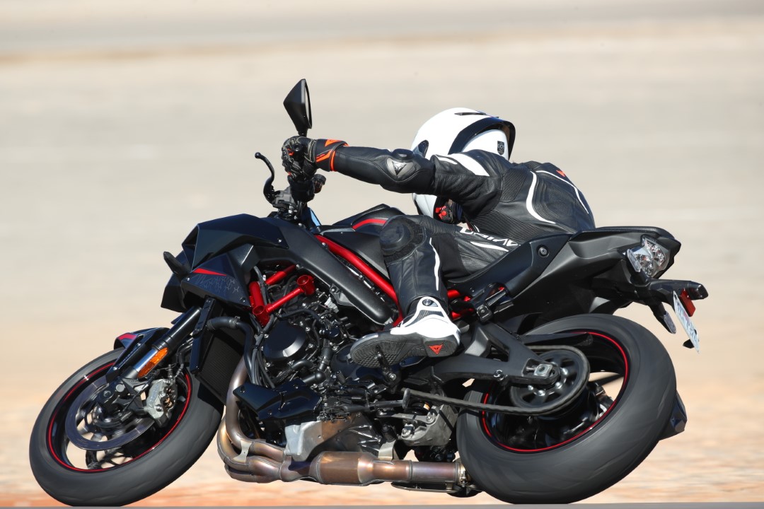 Kawasaki Z H2, prueba, primeras impresiones y ficha técnica
