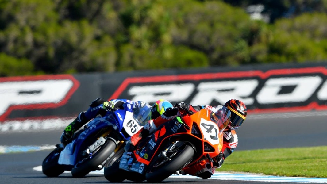 NoTodoMotoGP: Markus Reiterberger ya empieza a imponer su ley en Asia