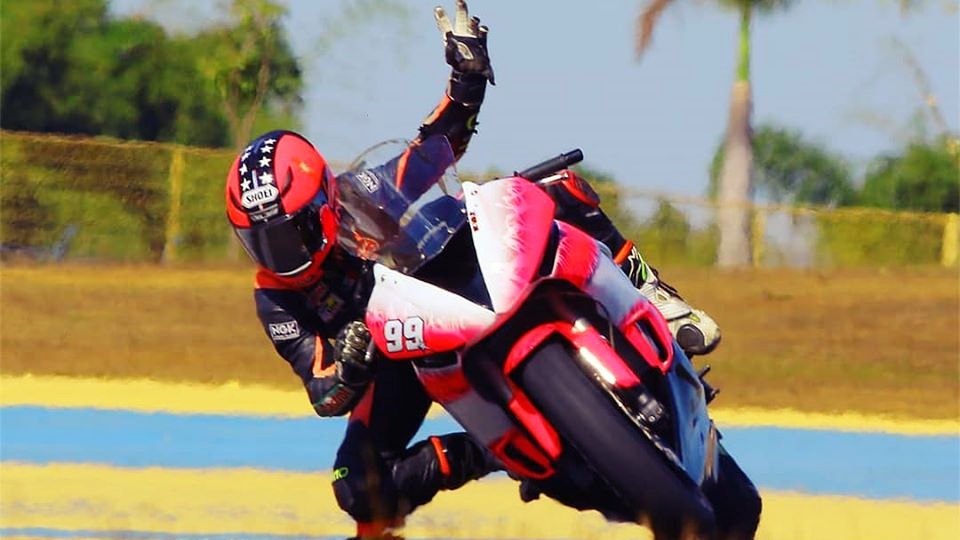 Fallece Indy Muñoz, campeona brasileña, en un accidente en el Goias Superbike brasileño