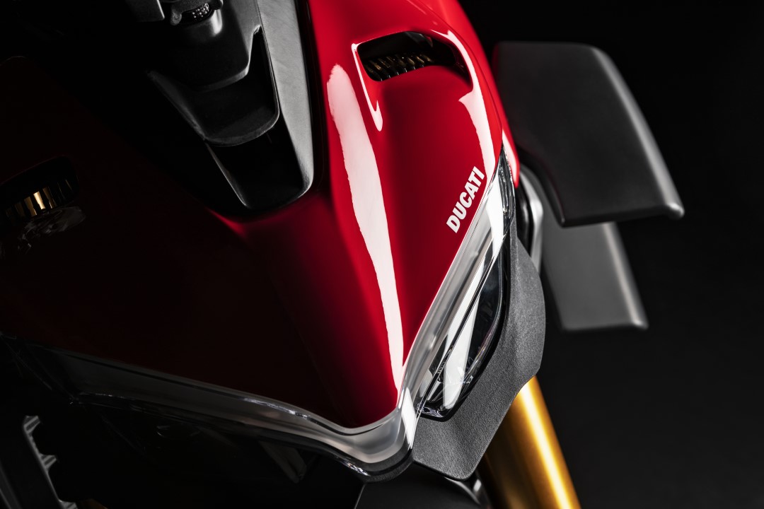 Nueva Ducati Streetfighter V4/V4 S, 208 CV en el puño del gas