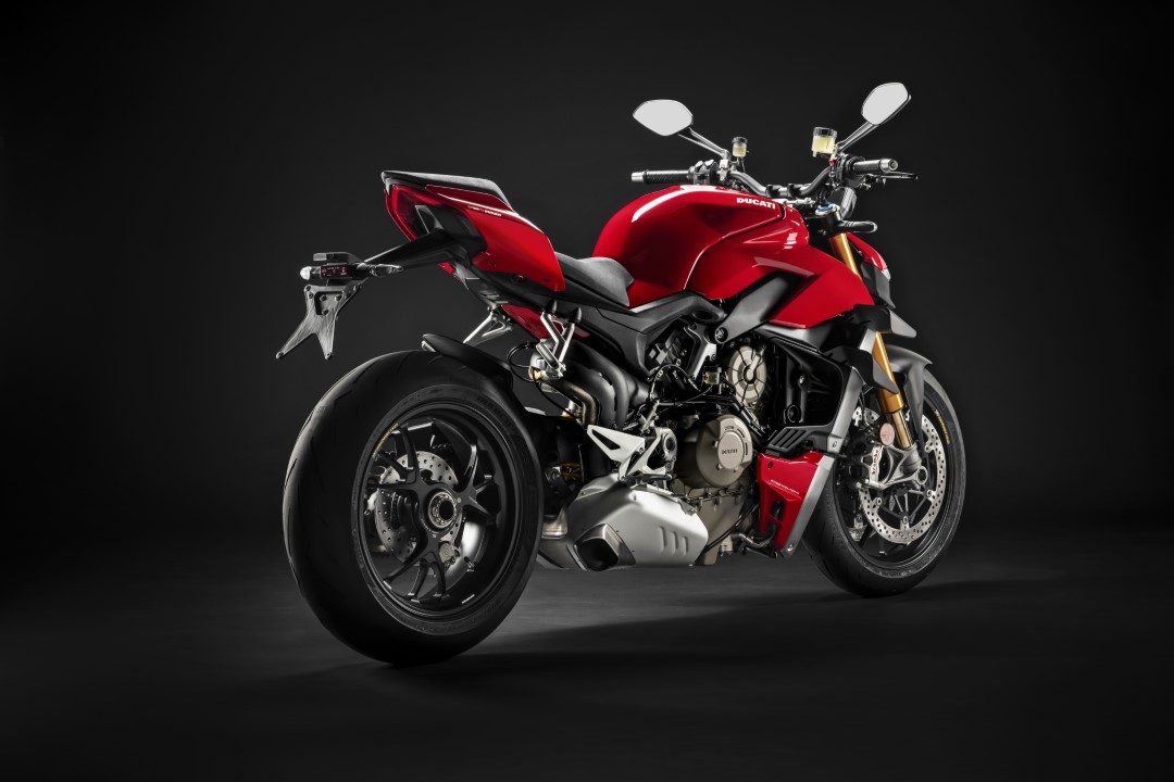 Nueva Ducati Streetfighter V4/V4 S, 208 CV en el puño del gas