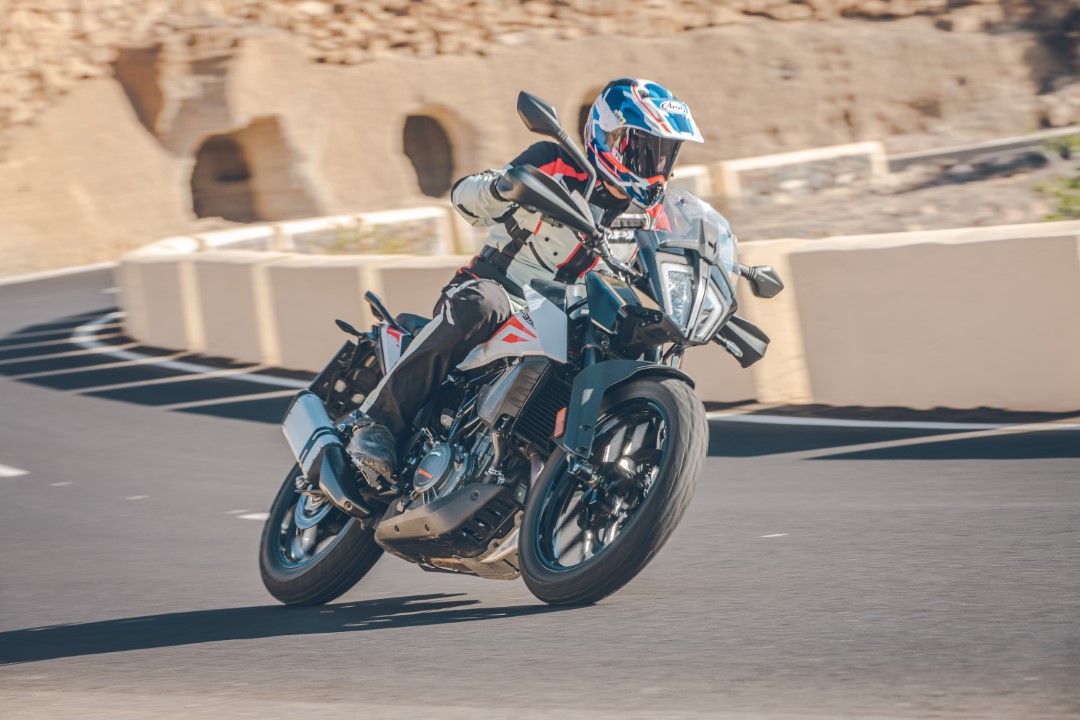 KTM 390 Adventure, prueba, ficha técnica y primeras impresiones 
