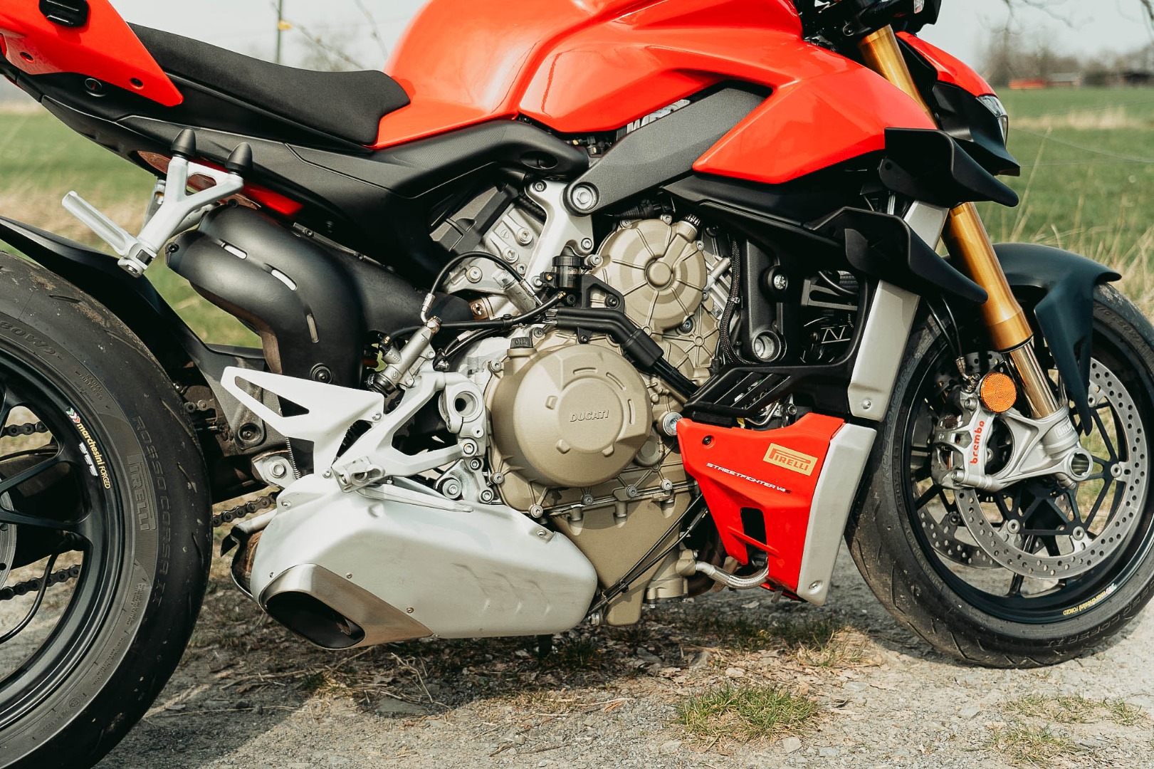Ducati Streetfighter V4 S 2020, prueba y primeras impresiones  