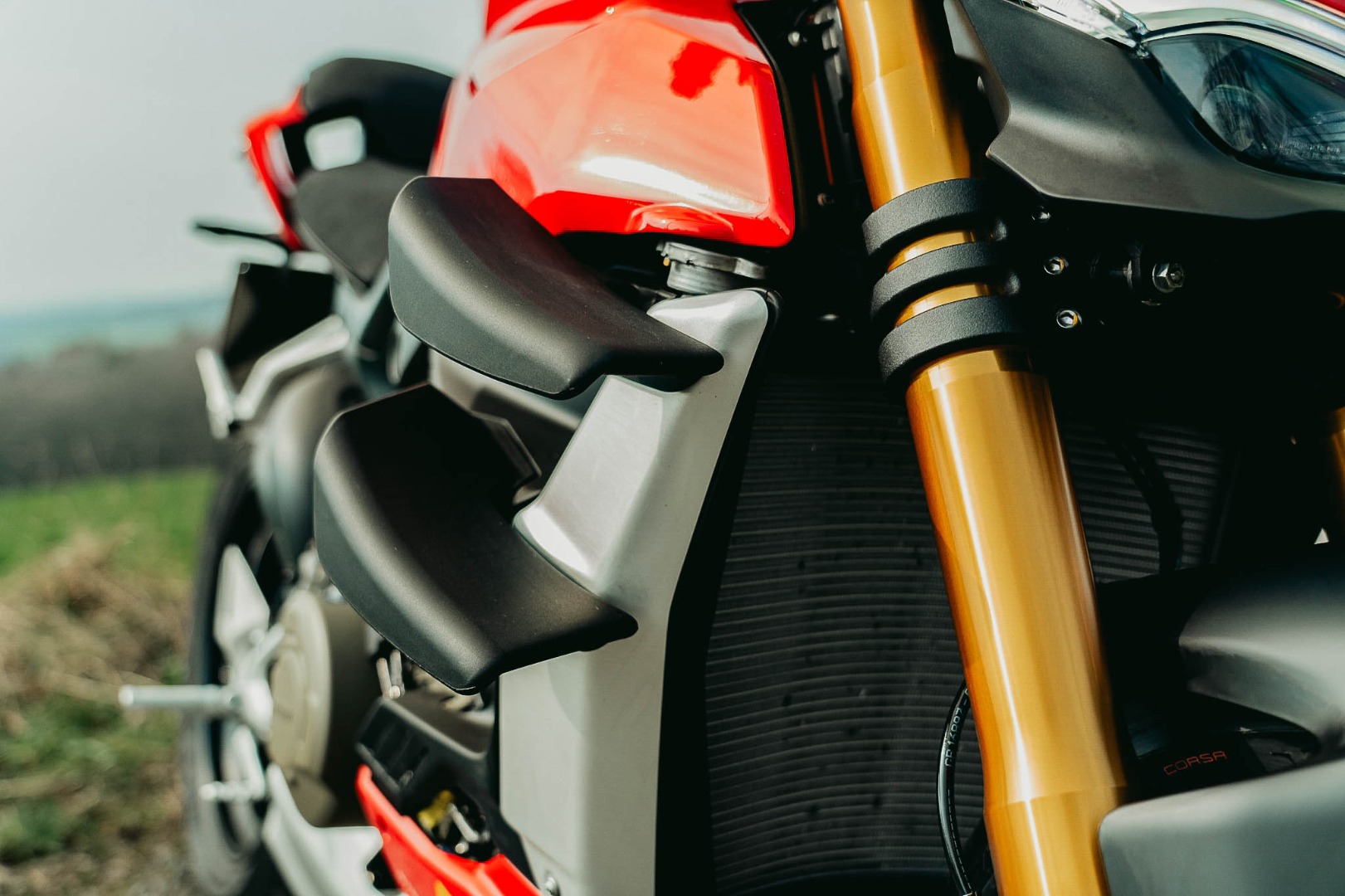 Ducati Streetfighter V4 S 2020, prueba y primeras impresiones  
