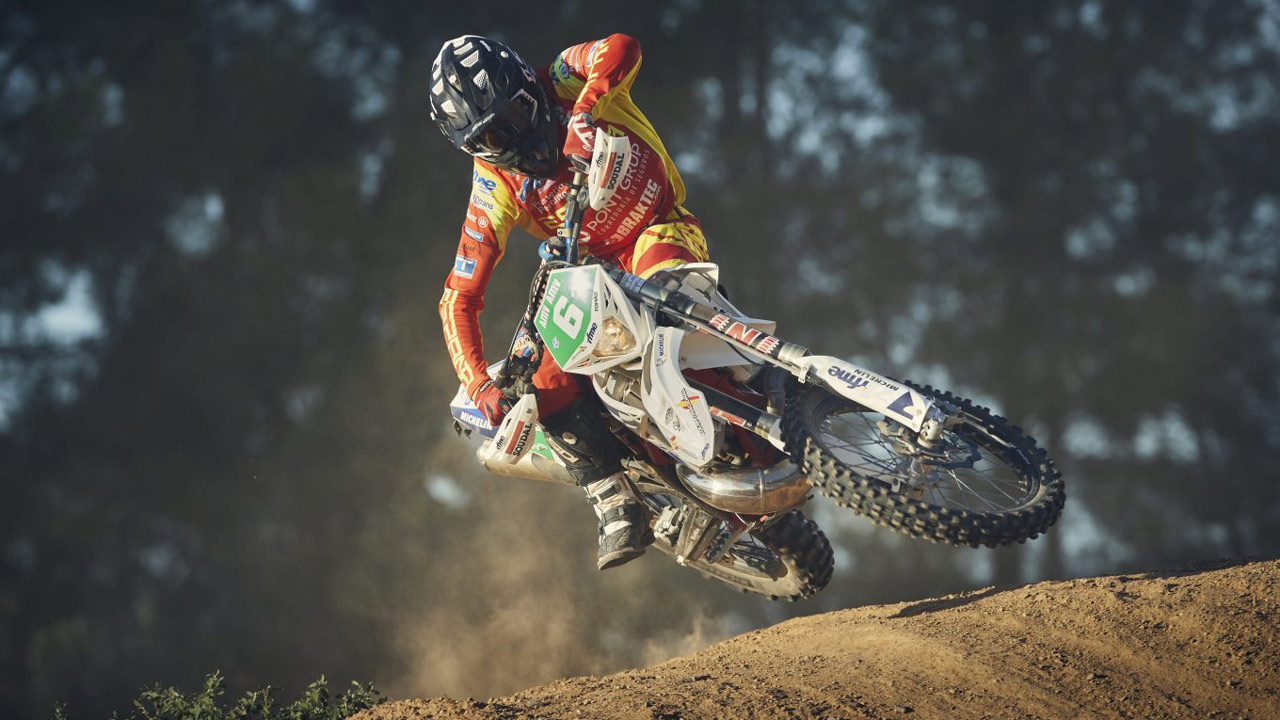 El equipo Nacional de Enduro Junior prosigue su entrenamiento en casa