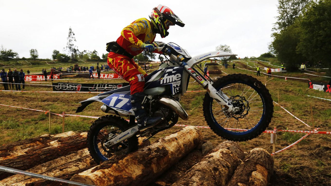 El equipo Nacional de Enduro Junior prosigue su entrenamiento en casa