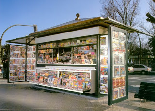 Los puntos de venta de diarios y revistas, reconocidos como establecimientos de carácter esencial