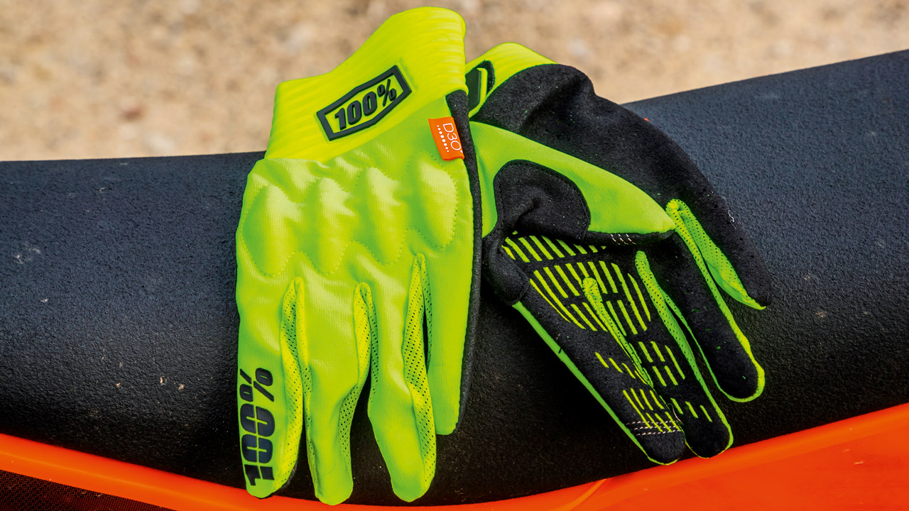 Guantes 100% Cognito, prueba de equipamiento