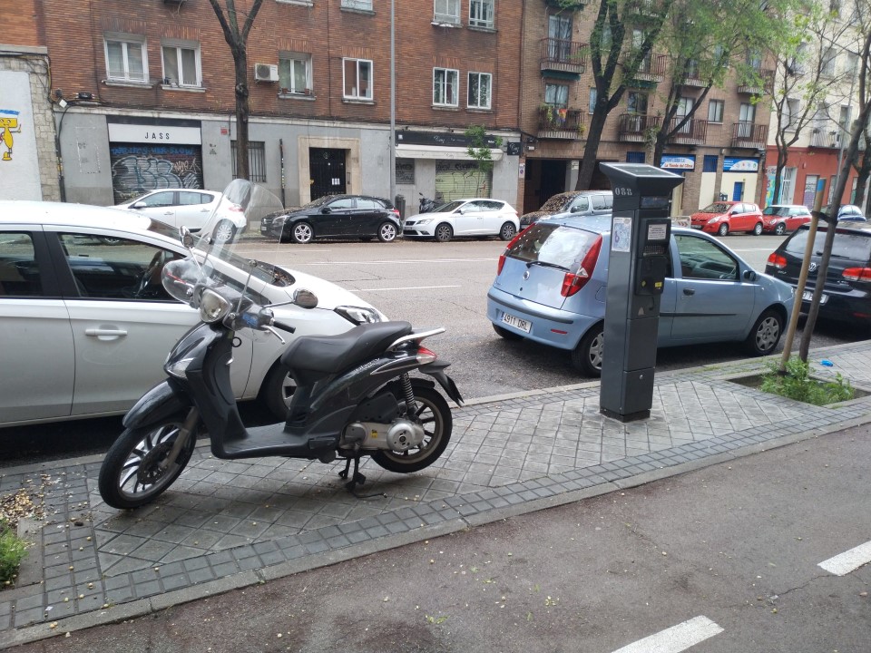 Cómo tener la moto aparcada en la calle en tiempos de coronavirus