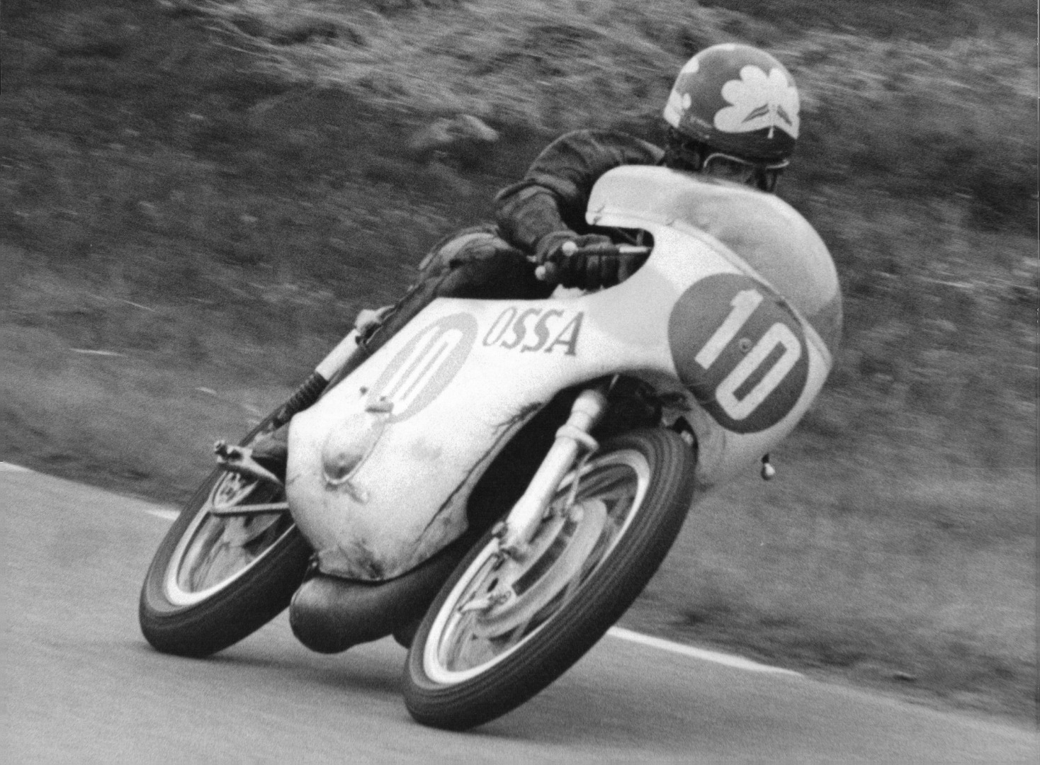 La proeza de Santiago Herrero y la OSSA 250