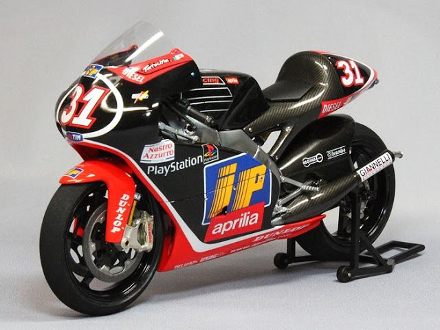 Aprilia en las carreras 3ª parte (500 cc y MotoGP) 