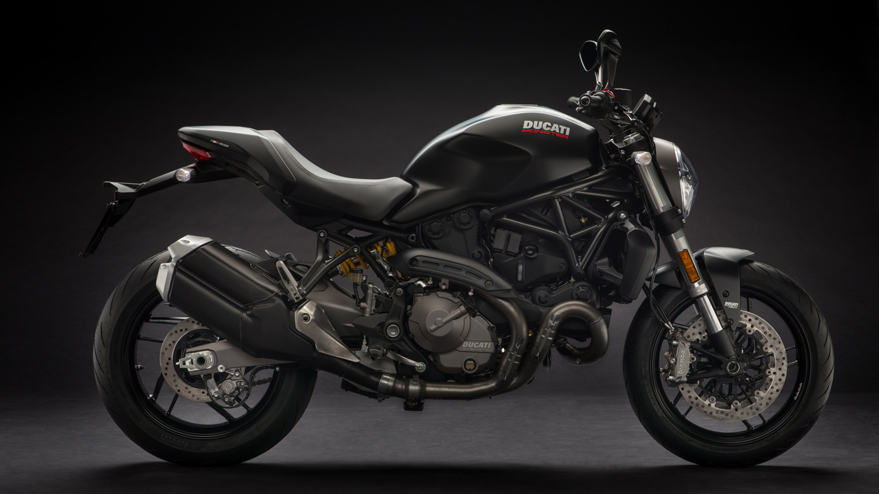 Comparativa naked europeas: Aprilia Shiver 900, BMW F 900 R, Ducati Monster 821 y KTM 790 Duke