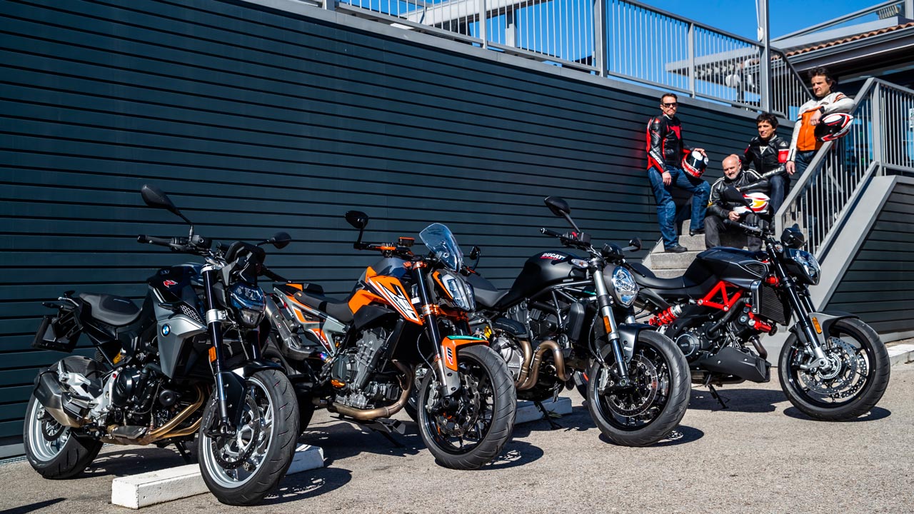 Comparativa naked europeas: Aprilia Shiver 900, BMW F 900 R, Ducati Monster 821 y KTM 790 Duke