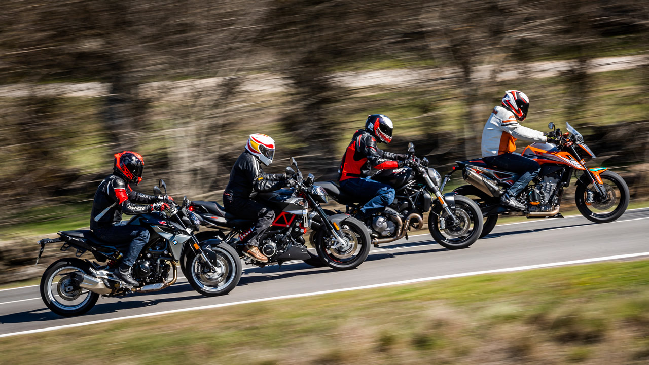 Comparativa naked europeas: Aprilia Shiver 900, BMW F 900 R, Ducati Monster 821 y KTM 790 Duke