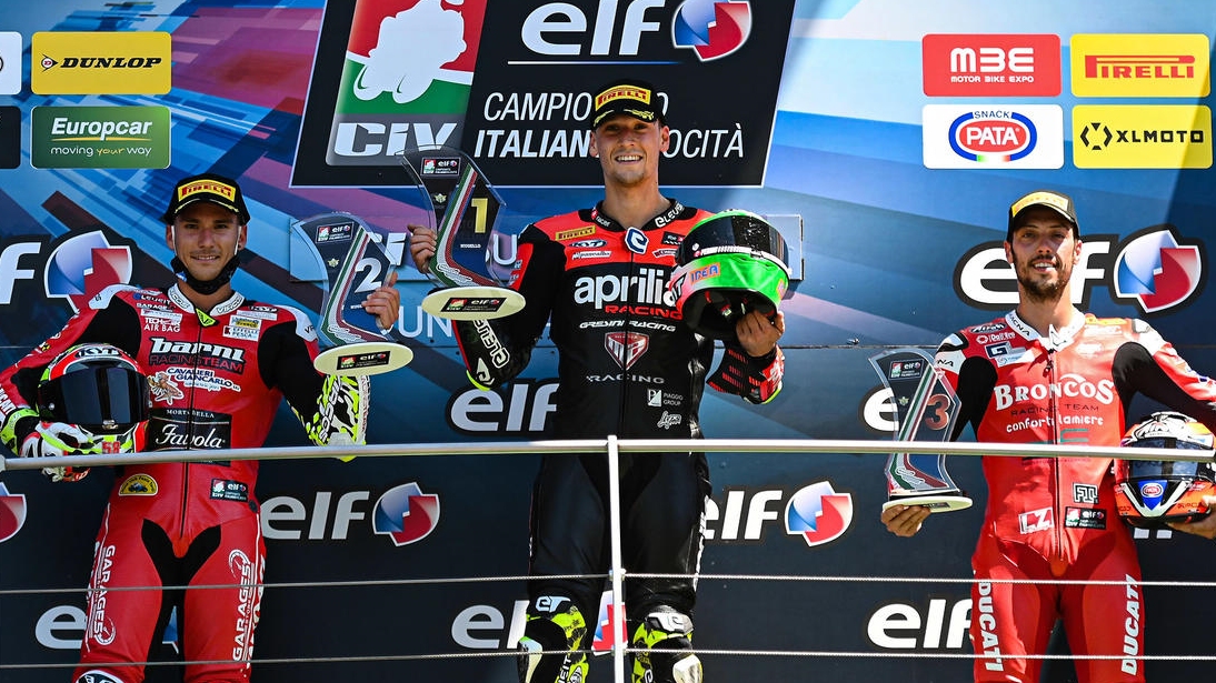 NoTodoMotoGP: Lorenzo Savadori sale líder de Mugello y Beatriz Neila arranca con victoria