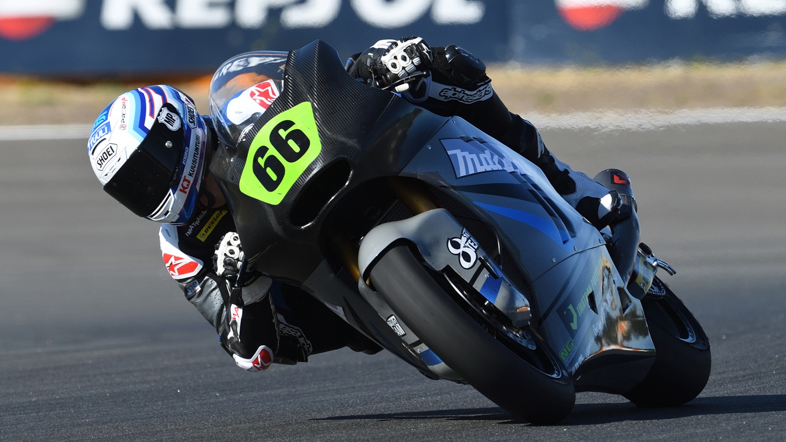Yari Montella arrasa con un doblete en el inicio del Europeo de Moto2 en Estoril