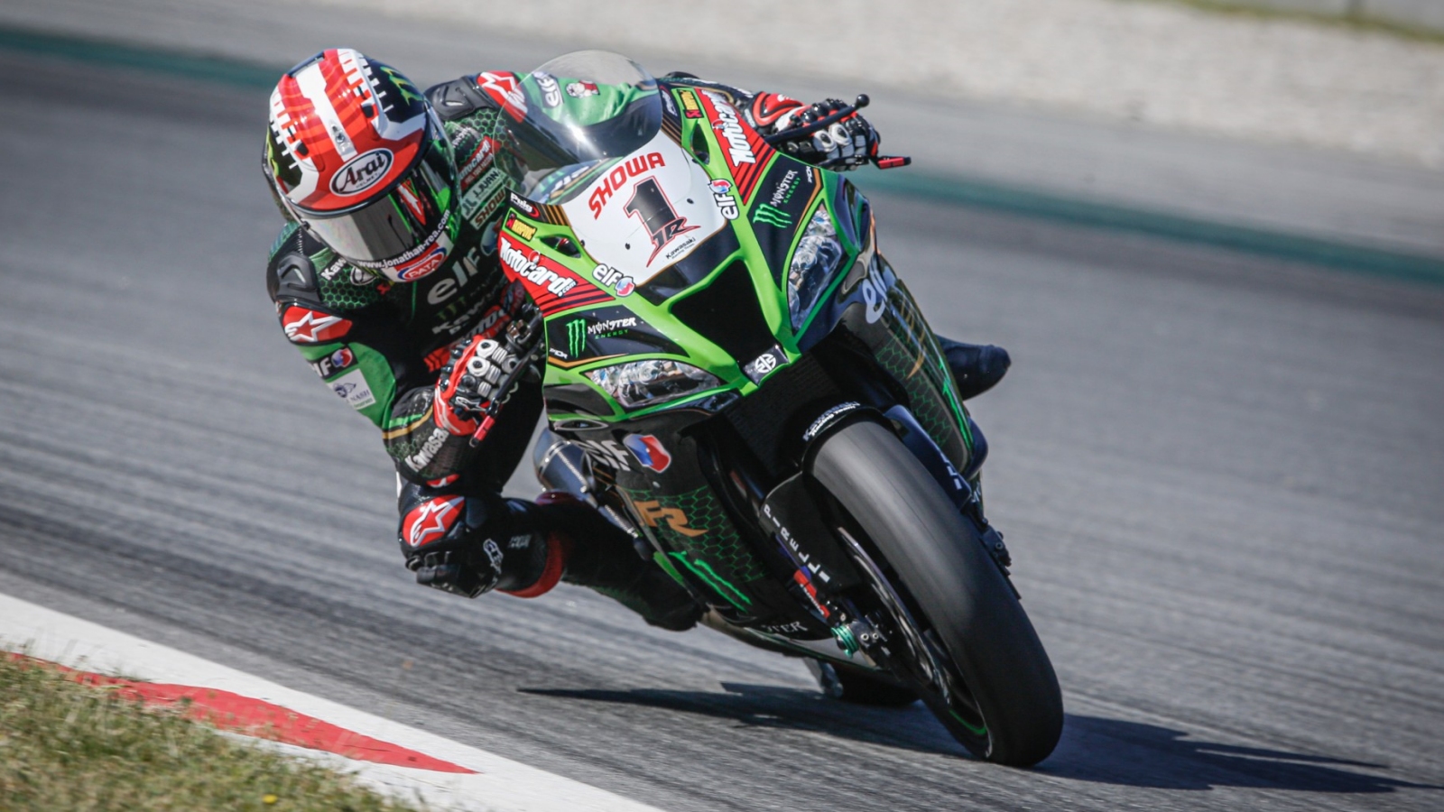 Scott Redding lidera el primer día de test en Montmeló delante de Jonathan Rea