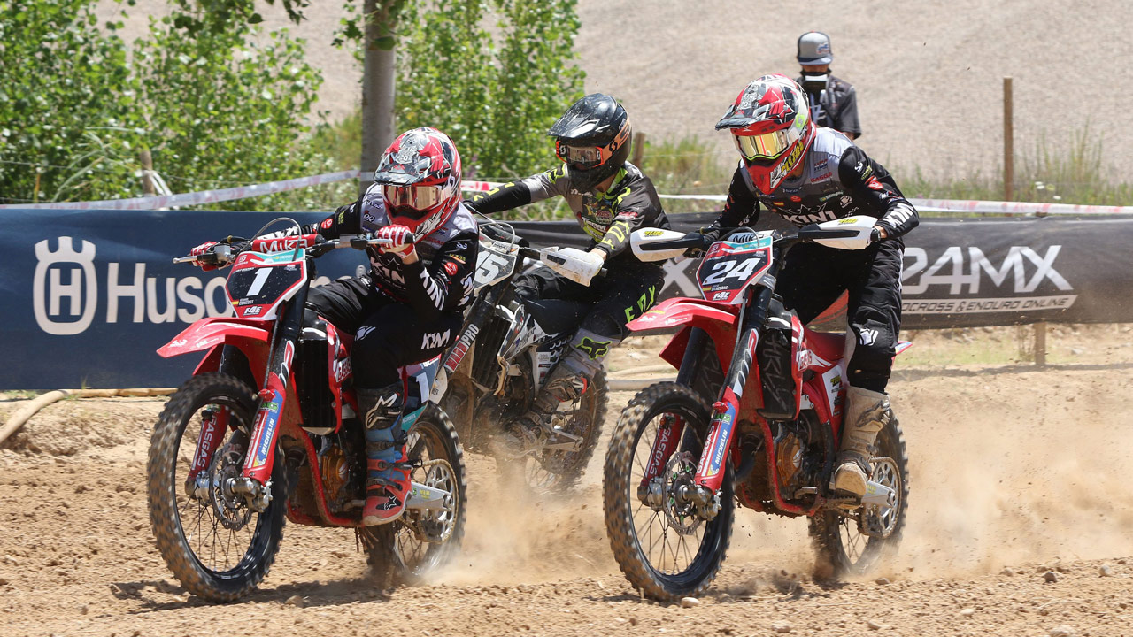 José Antonio Butrón se sitúa líder del Nacional de Motocross