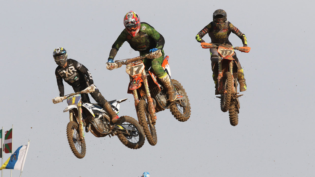 José Antonio Butrón se sitúa líder del Nacional de Motocross