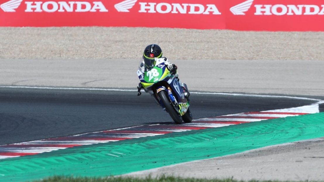 ESBK Navarra: Román Ramos y Carmelo Morales ganan en SBK, Kyle Smith y Óscar Gutiérrez en SSP