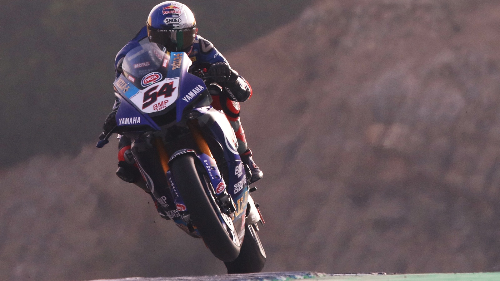 Scott Redding logra su primera victoria en Superbike batiendo a Jonathan Rea en Jerez