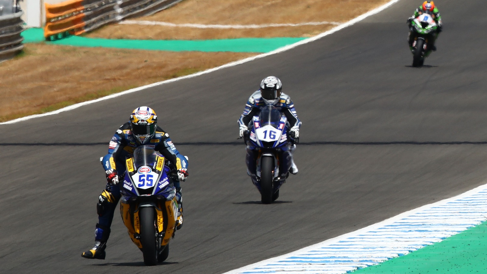 Andrea Locatelli gana con autoridad en Jerez delante de Jules Cluzel y Philipp Oettl