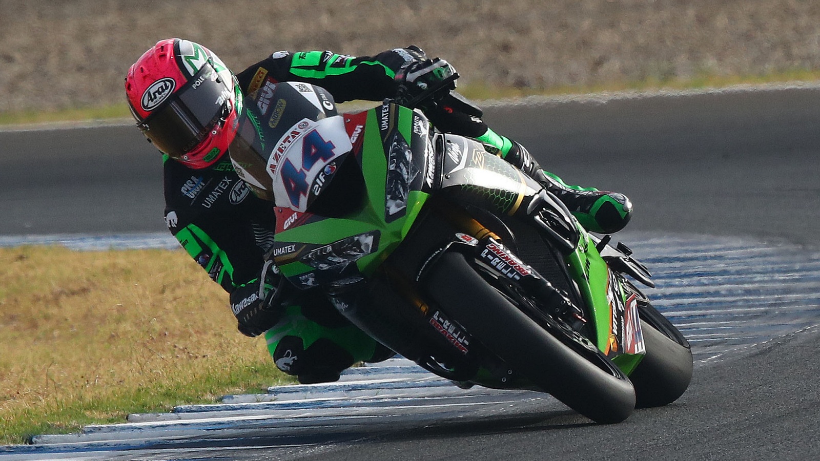 Doblete de Andrea Locatelli en Jerez con Jules Cluzel y Lucas Mahias en el podio