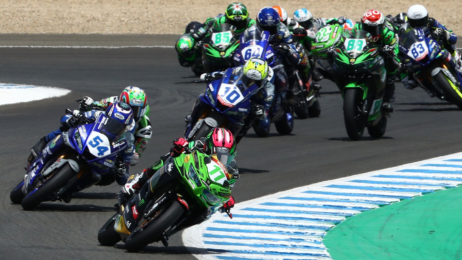 Bahattin Sofuoglu se estrena en Supersport 300 por delante de Ana Carrasco en Jerez