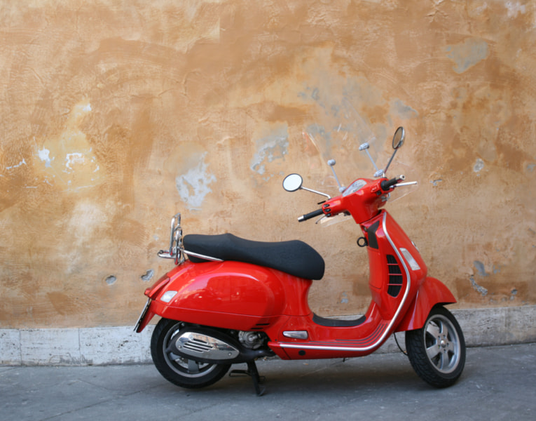 Tu moto siempre detectada: Localizador GPS “Curve