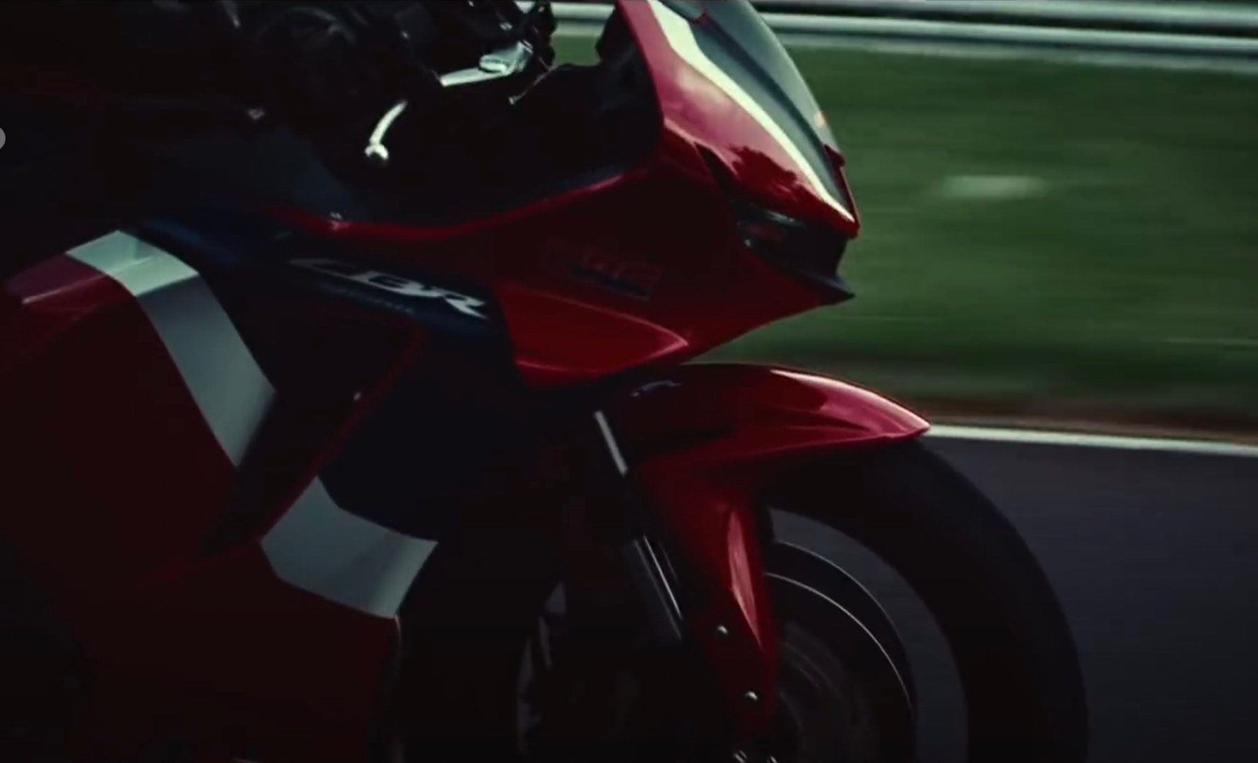 Honda CBR 600 RR 2021: primeras imágenes oficiales y fecha de presentación