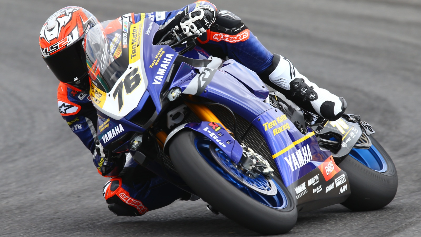 Toprak Razgatlioglu comanda a las Yamaha en el primer día en Portimao