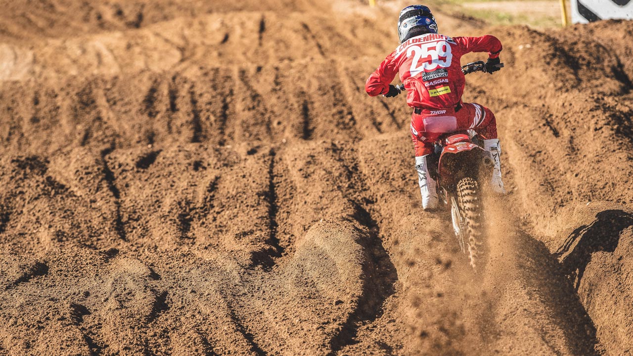 Glenn Coldenhoff consigue el primer triunfo para GASGAS en MXGP