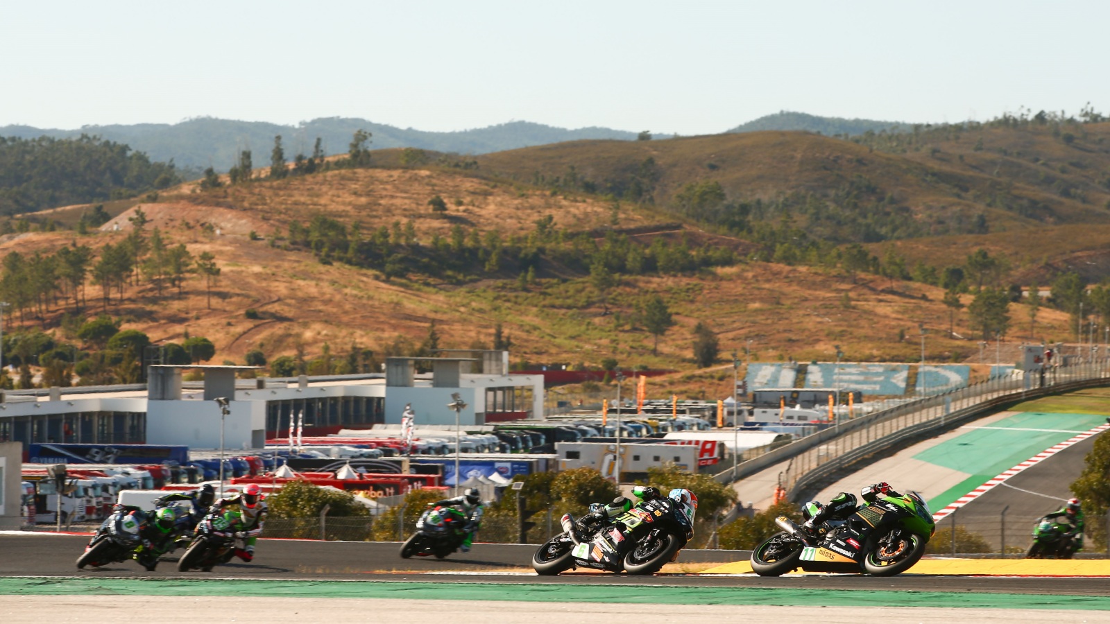 Jonathan Rea, huida y fuga en su palacio de verano