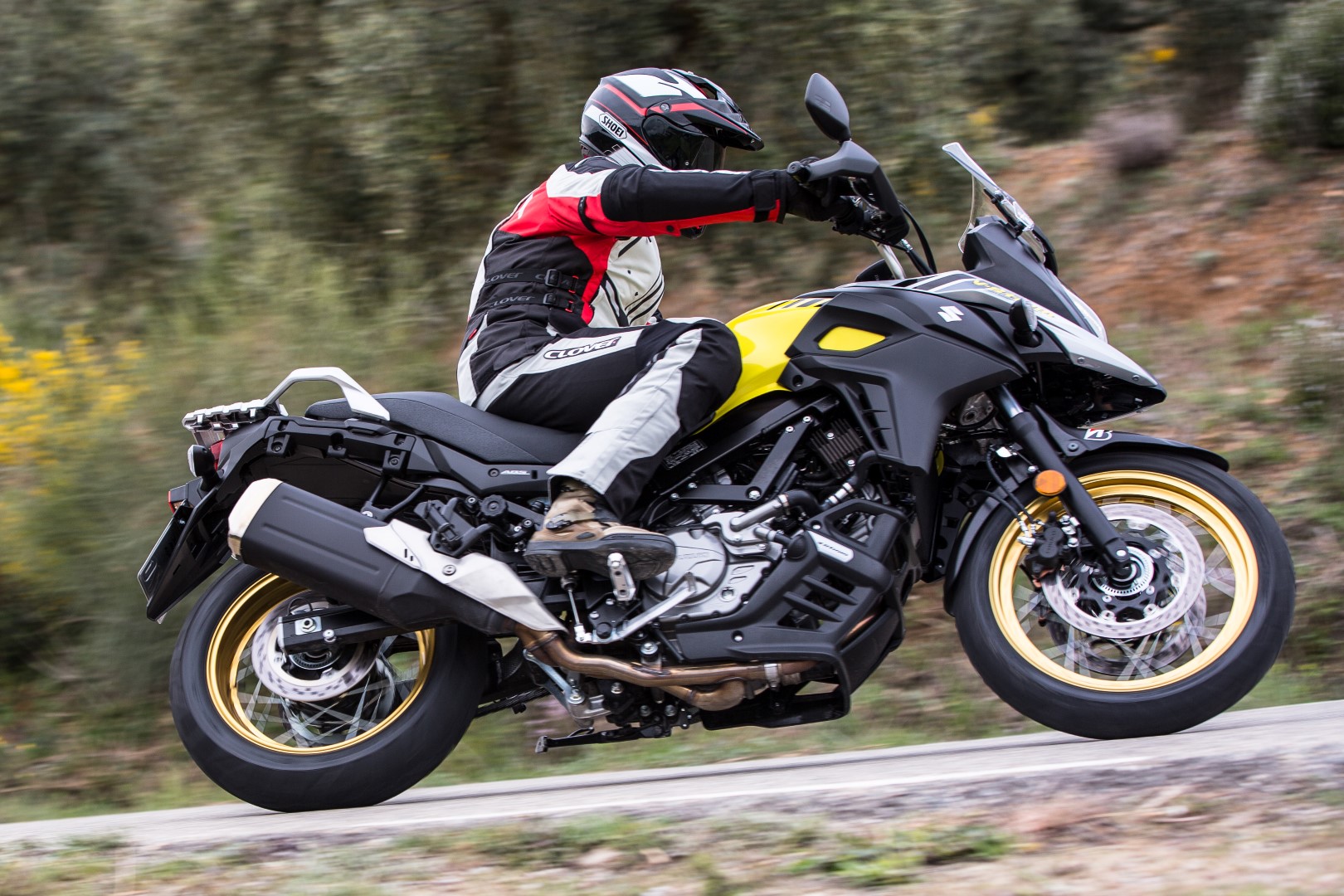 Suzuki V - STROM 650 ABS: La ADVENTURE FAVORITA ahora RENOVADA